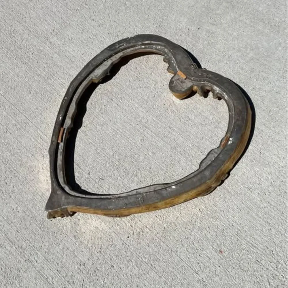 Vintage Heart Picture Frame Gold, Metal, 24”x22”